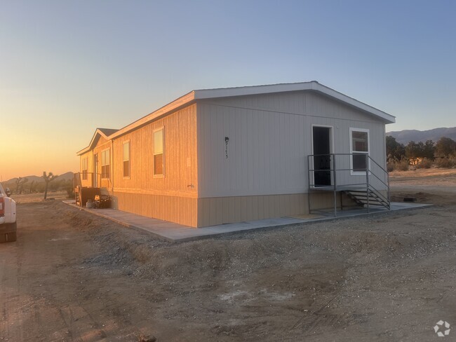 Building Photo - 9175 Alamo Ave Rental