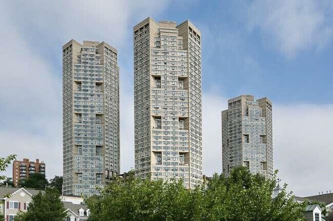 Building Photo - 7002 JFK Blvd E Unit 12G Rental