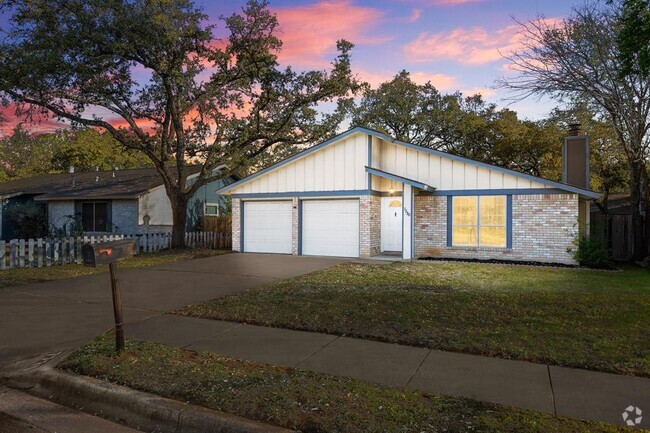 Building Photo - 7730 Croftwood Dr Rental