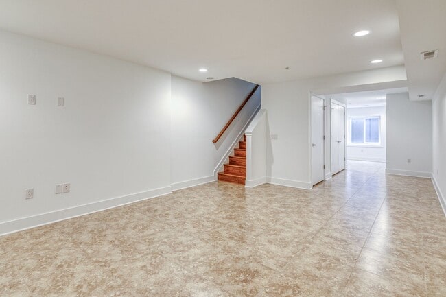 Photo - 740 S Christopher Columbus Blvd
