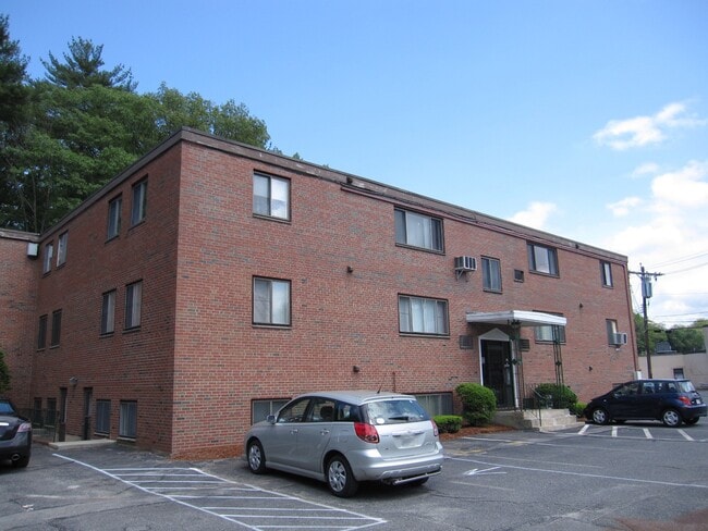 Building Photo - 75 Nicholas Rd Unit C