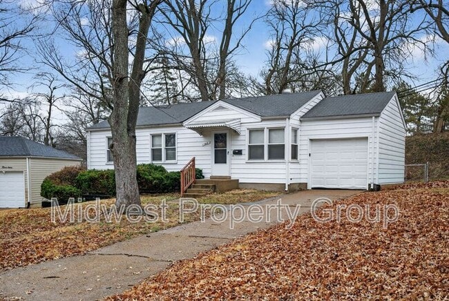 Building Photo - 1015 Avant Dr