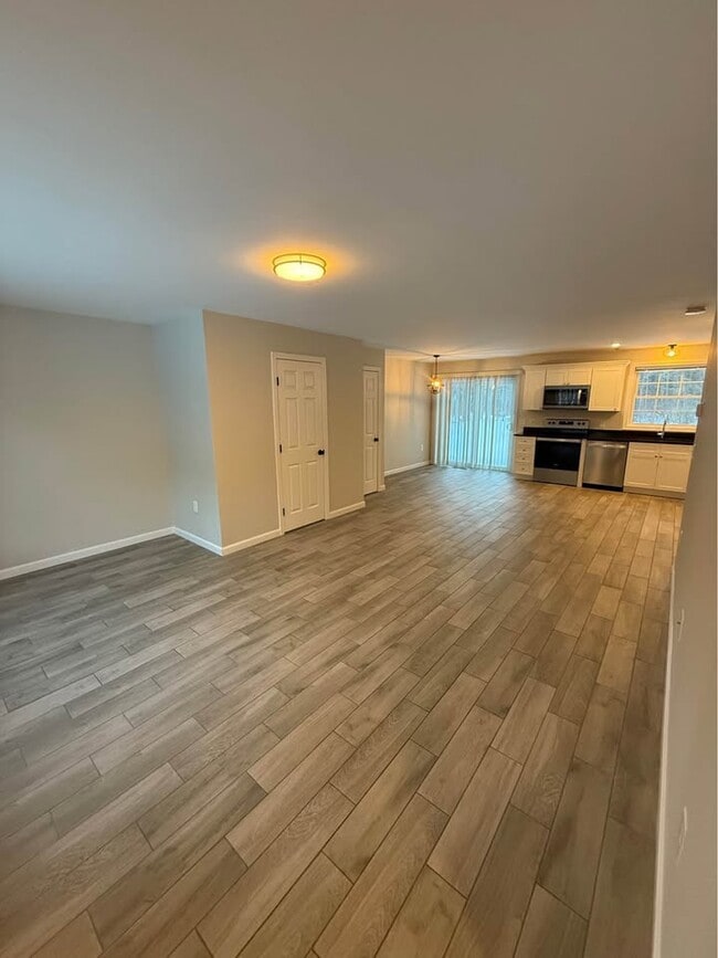 Photo - 86 Reservoir Dr