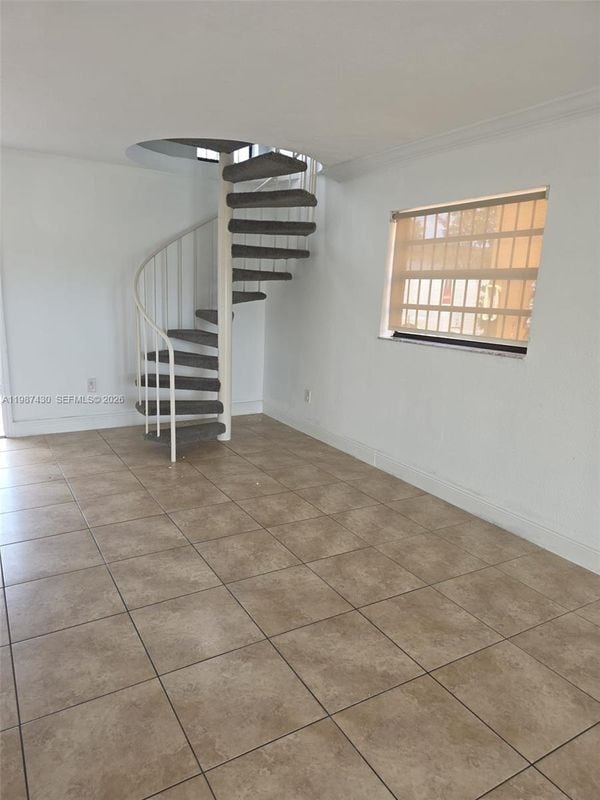 Photo - 2338 W 62nd St