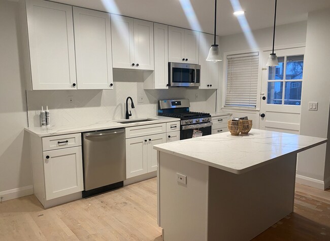 Photo - 5516 Medwick Garth N Townhome