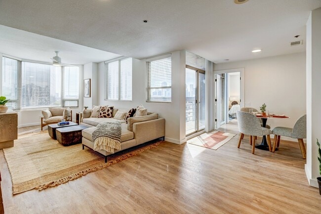 Photo - Whitney Uptown