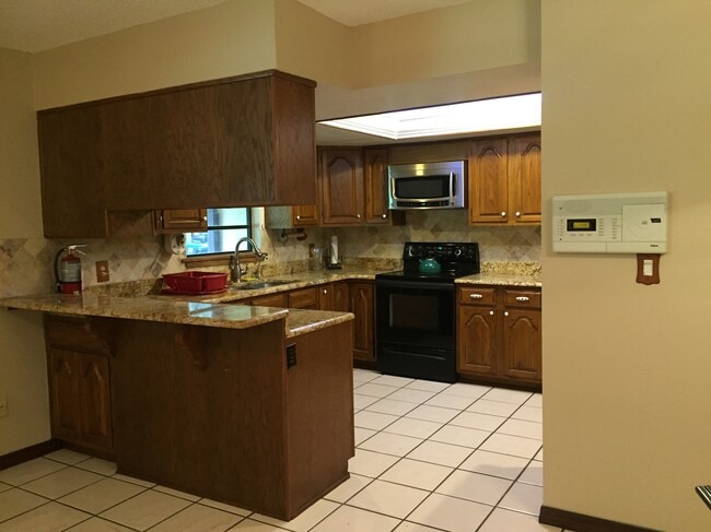 Photo - 4807 Shetland Trl