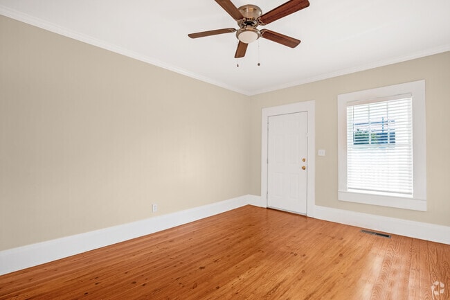 Building Photo - 311 S 5th St Unit a Rental