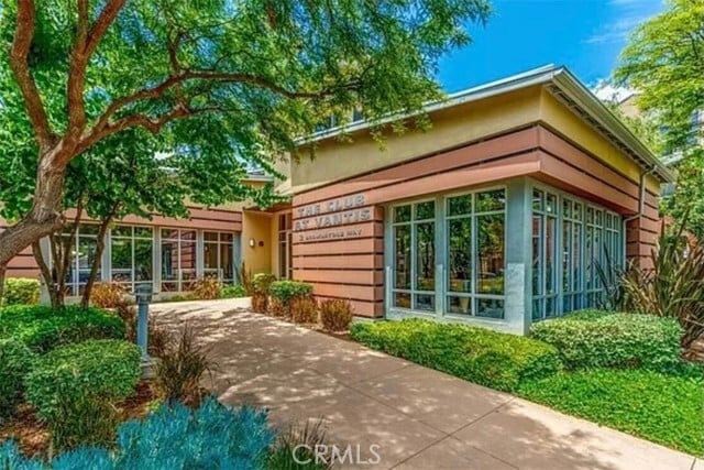 Photo - 16 Compass Ct