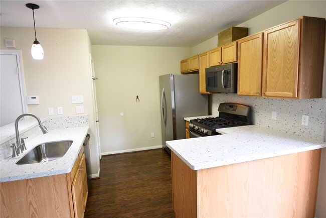 Photo - 1008 Andrews St