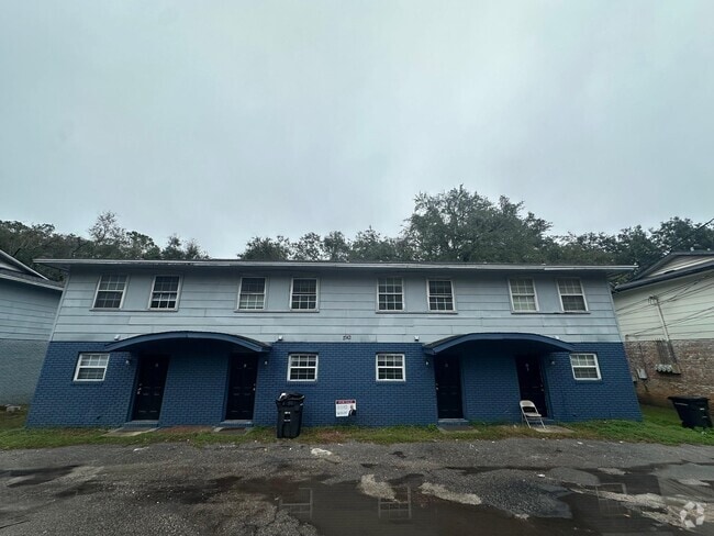 Building Photo - 1742 Hartsfield Rd Rental
