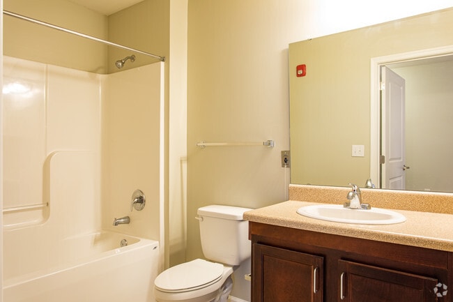 3BR, 2BA