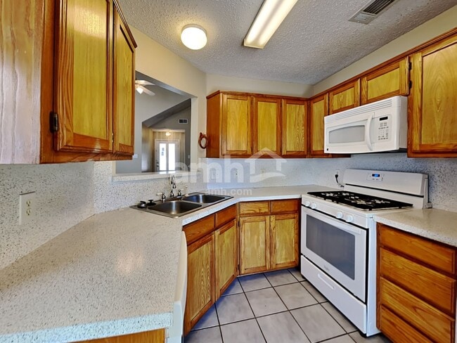 Photo - 3167 Lido Way