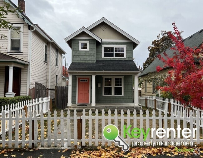 Building Photo - Discover Your Perfect Home: Modern Comfort...