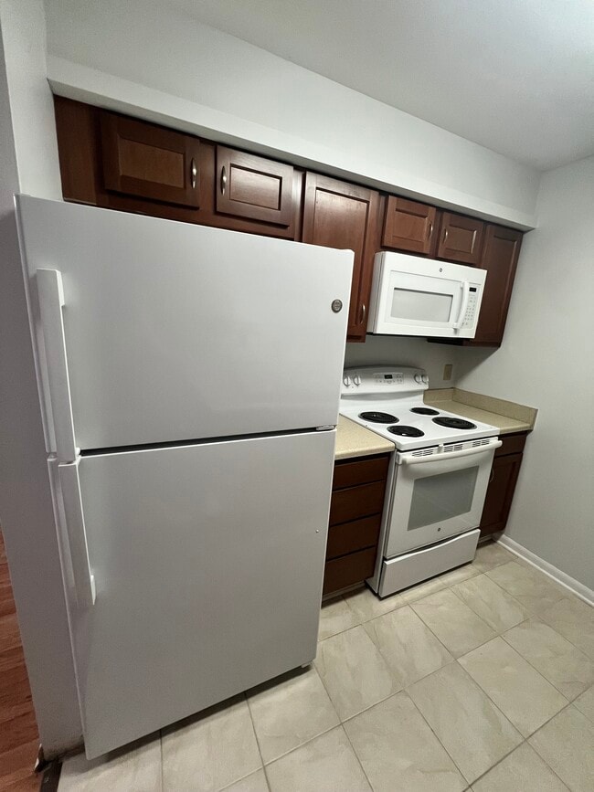 Photo - 10047 Kennedy Ave Unit #2B