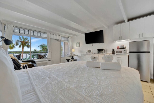 Photo - 611 Destiny Dr Unidad ID1323709P