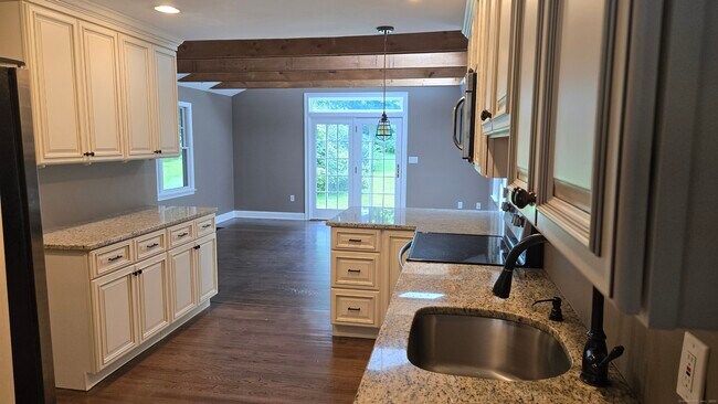 Photo - 337 Wheeler Rd