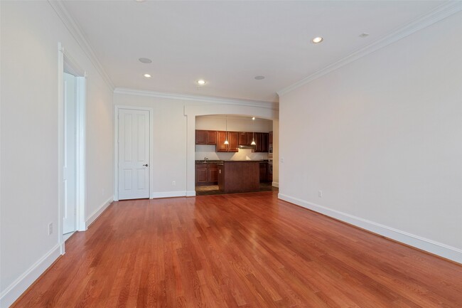 Photo - 7134 Mapleridge St Unit 3G