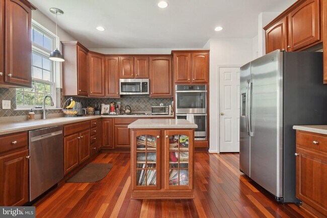 Photo - 18119 Camdenhurst Dr