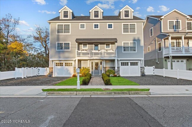 382 Western Ave