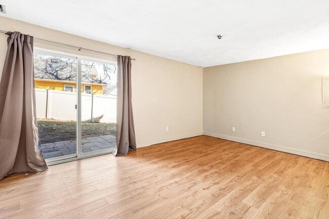 Photo - 62 Crestview Dr