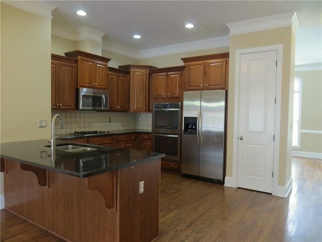 Photo - 131 W Ridge Way