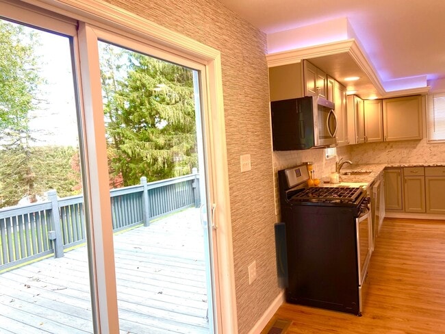 Photo - 218 Highland Ave
