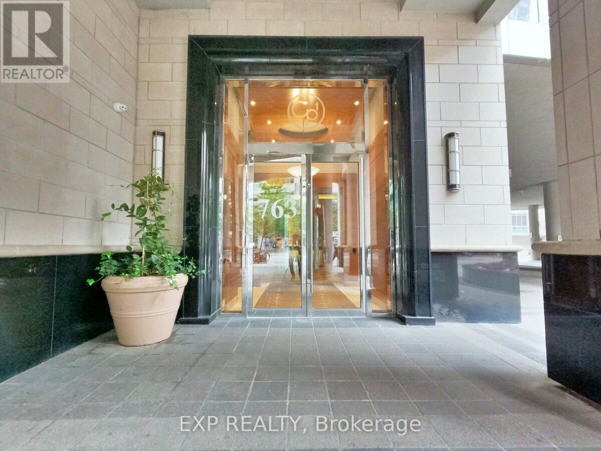 Photo - 763 Bay St. Unit 2512