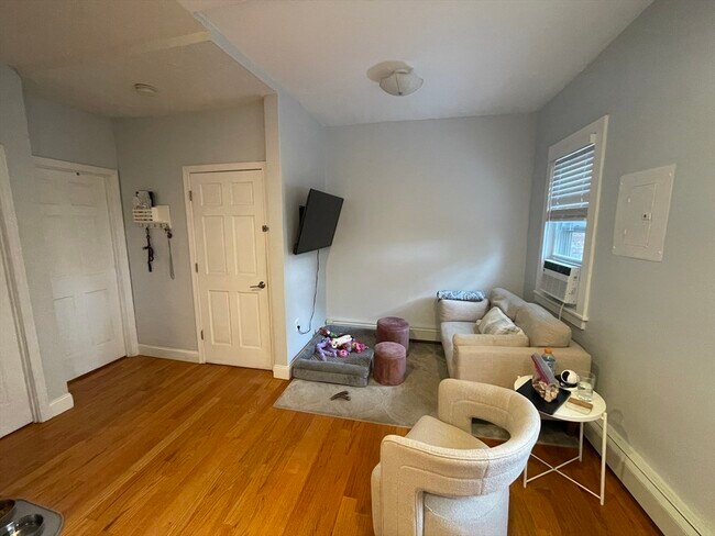 176 W Sixth St Unidad 3