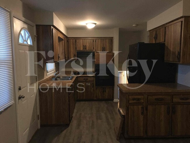 Photo - 13329 S Mackinaw Ave