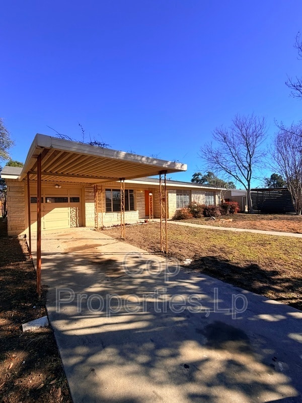 Photo - 339 Waxwood Ln