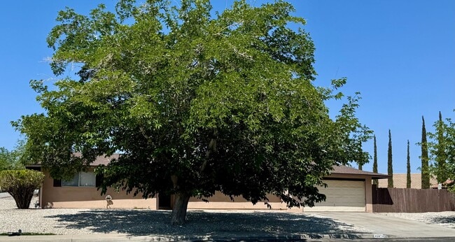 Victorville Home - Victorville Home