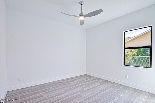 Photo - 3206 SW 5th Ave