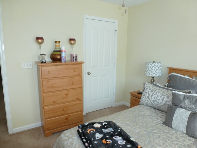 Photo - 107 Portland Falls Dr