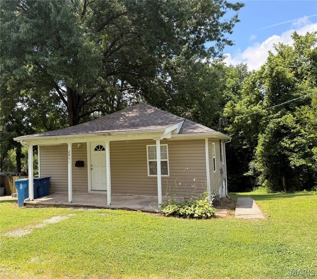 Building Photo - 2951 Hillcrest Ave