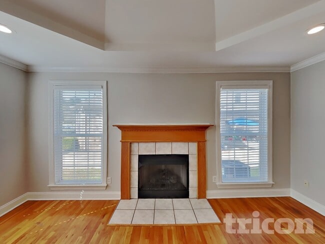 Photo - 4412 Spring Cove Dr