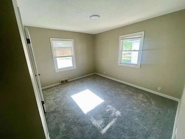 Photo - 1630 7th St N