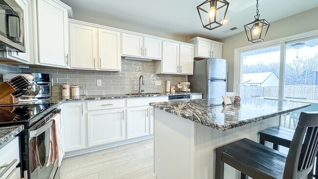 Photo - 230 Wexford Wy