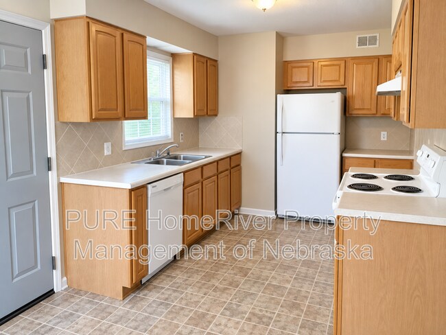 Photo - 3107 S 44th St