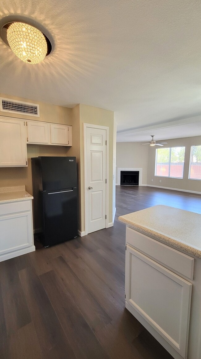 Photo - Cozy 1BR/1BA Condo Near Pima College & Dow...