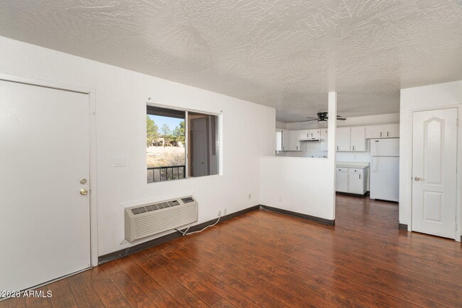 Photo - 4224 Canyon Trail Unidad B3