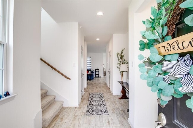 Photo - 283 Fabion St