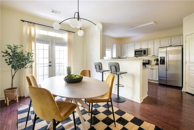 Photo - 1402 Markan Dr NE Unit 1420