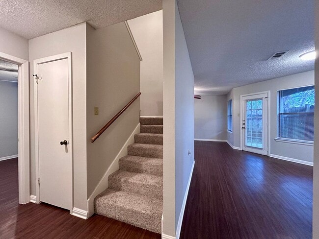 8902 Schick Rd Unit D