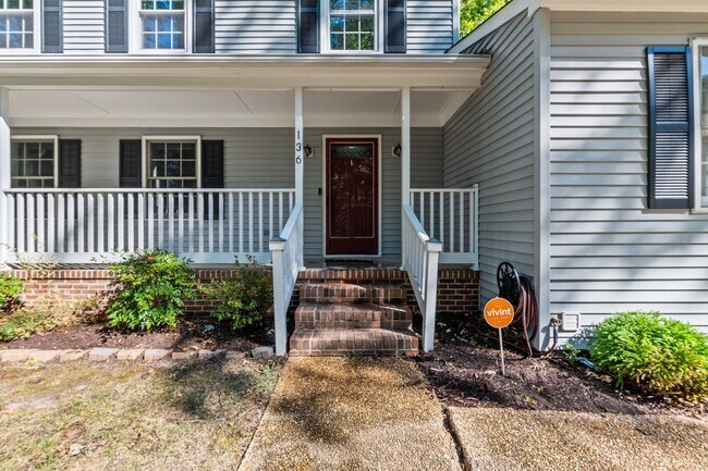 Photo - Beautifully Maintained Colonial Home