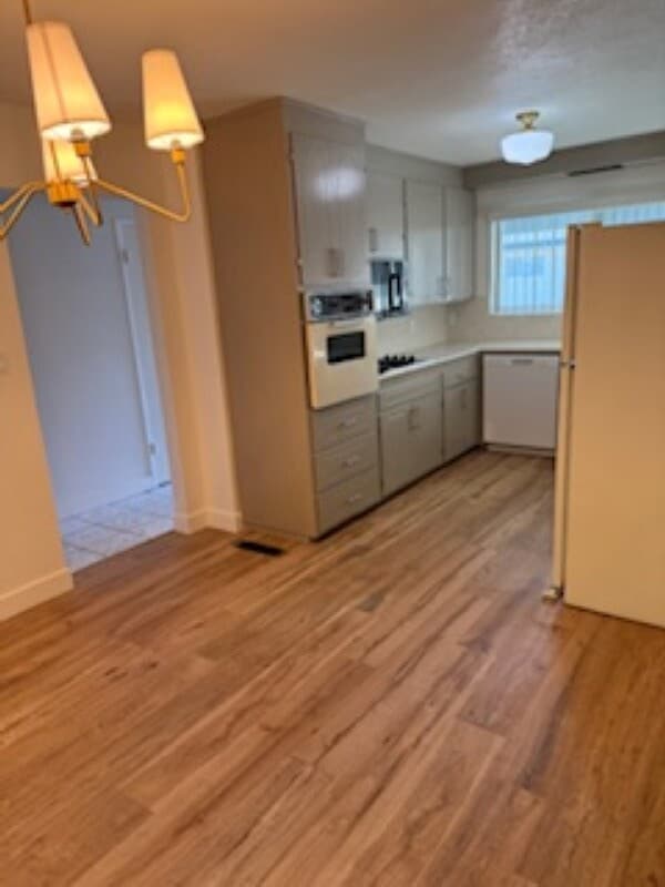 Photo - 18544 Doris Ct