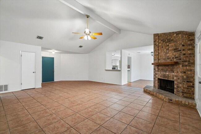 Photo - 1413 Gracy Dr