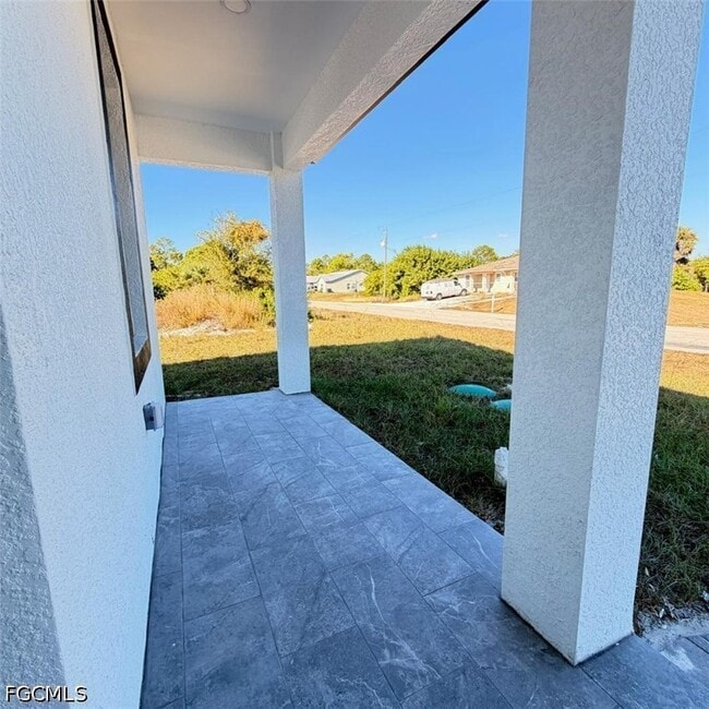 Photo - 209-211 W 12th St