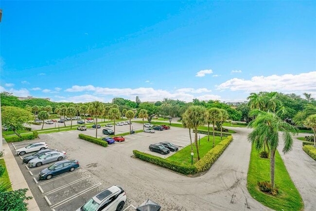 Photo - 3150 N Palm Aire Dr Unidad 403