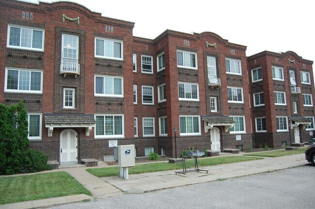 Photo - 1739 G St.